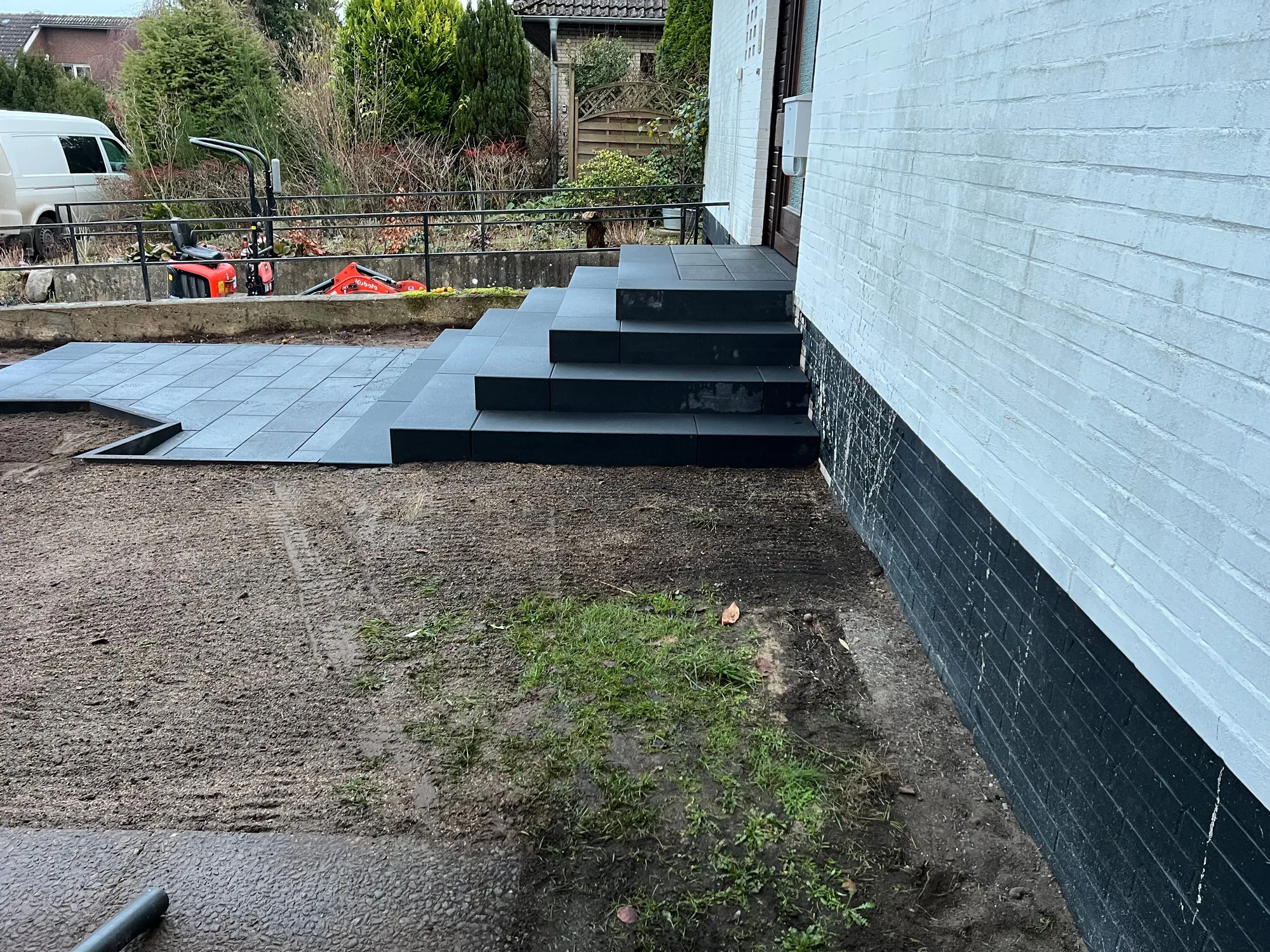 Neue Blockstufen-Treppe in Vögelsen