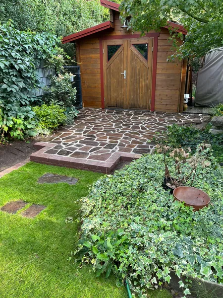 Polygonalplatten für Terrasse und Wege in Reppenstedt